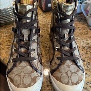 Coach Brown and Gold Patterned High-Tops freesia